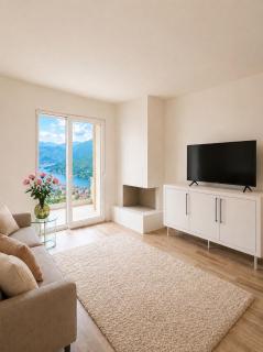 Lake View Apartament 39 - Free Parking & Terrace - 1