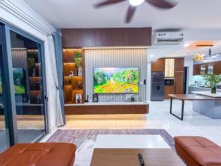 Kimchi Homes in Diamond Alnata Luxury 3BR Infinity Pool , Aeon Mall - 1