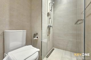 Elegant Living at Azizi Riviera Studio - 8