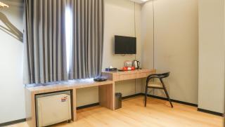 New Hollywood Pekanbaru Hotel - Pekanbaru - 2