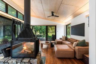 Whispering Creek - Luxury Off Grid Escape - 7