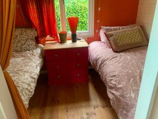 Hippy beach shack - 3