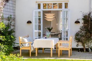 Historic Terraced House In The White City - 7