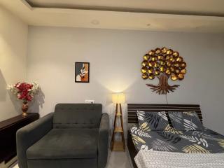 Luxora - Stay In Style - 7