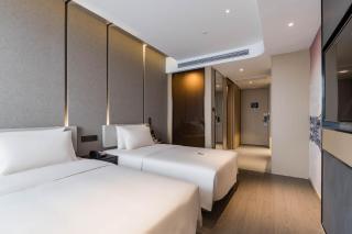 Atour Hotel Industrial Park Dongsha Lake - 8