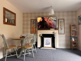 Runcorn cozy 3-bed entire house - 7