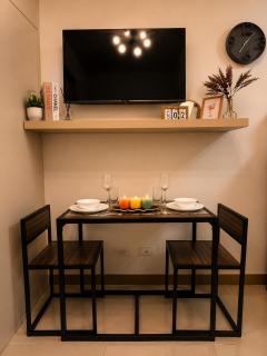 Posh 1BR @ SM Southmall w/ 100mbps and Netflix - 8