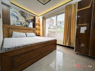Signature Stay 1 BHK Rooftop Bahria Town Phase 7 - 2