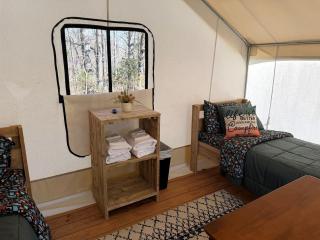 Gorgeous Secluded Tented Cabin Fire Pit Provided in Cassville, Missouri - 7