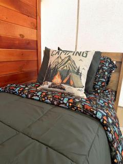 Gorgeous Secluded Tented Cabin Fire Pit Provided in Cassville, Missouri - 6