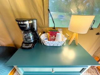 Family-Friendly Safari Tent with Marina Access Near Lake Livingston in Point Blank, Texas - 8