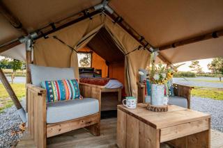 Fantastic Tented Cabin with Fire Pit in Cassville, Missouri - 3