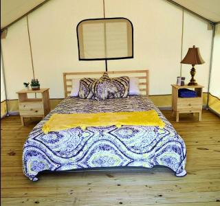 Gorgeous Safari Tent Perfect for an Eco Glamping Getaway in Coldspring, Texas - 9