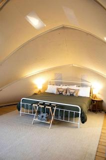 Scenic King Glamping Tent with AC & Mountain Views near Mountainair in Torreon, New Mexico - 9