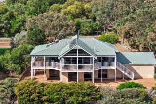 Canopy House - Refined Bushland Haven near the Coast - 9
