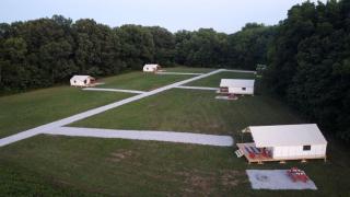 Iconic Tented Cabin with Fire Pit in Cassville, Missouri - 2