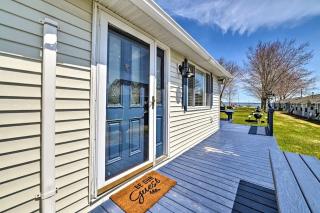 Lakefront Retreat with Dock Access & canoe Adventures in Houghton Lake, Michigan - 5