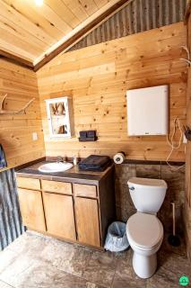 Adorable Glamping Cabin on a Wheat Farm for a Unique Getaway near Canyonlands National Park in Utah - 1