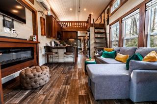 Quiet Nature Retreat Perfect for Unwinding & Outdoor Moments in Monteagle, Tennessee - 9