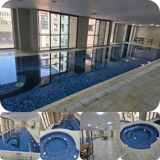 Sleek 1BR Modern Heart of Abdali, Amman - 8