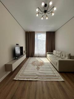 Cozy Stay in Respublica Apartments - 3