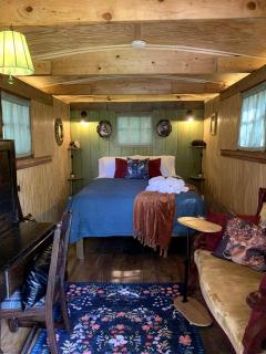 Shepherd’ Hut on the Conewago Creek - 4