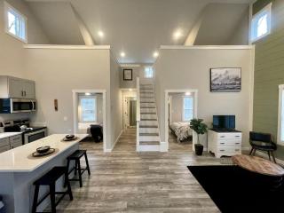 Pet-Friendly Cabin with Private Deck and BBQ in Tennessee - 5
