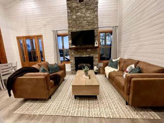 Wonderful Tiny Cabin Ideal for Small Groups in Tennessee - 5