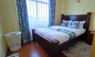Family Friendly 3BR and DSQ Apartment - 6