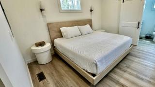 Relaxing Cabin Nestled Amidst Trees and Fire Pit Provided in Monteagle, Tennessee - 9