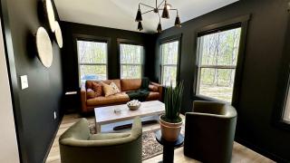 Relaxing Cabin Nestled Amidst Trees and Fire Pit Provided in Monteagle, Tennessee - 8