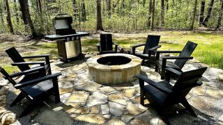 Relaxing Cabin Nestled Amidst Trees and Fire Pit Provided in Monteagle, Tennessee - 5