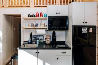 Charming Cabin with Private Hot Tub Near Red River Gorge in Campton, Kentucky - 4
