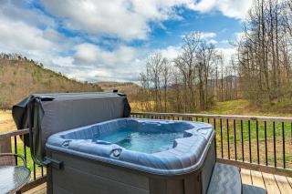 Cozy Stargazing Cabin with Hot Tub near Red River Gorge in Estill County, Kentucky - 6