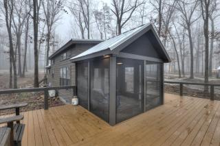 Tranquil Cabin with Fire Pit and Panoramic Lake Views in Tennessee - 4