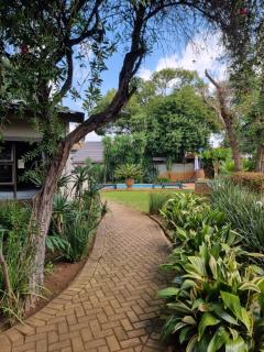 Aerotropolis Guest Lodge - 1