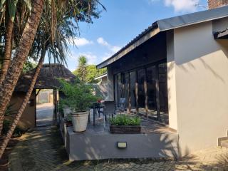 Aerotropolis Guest Lodge - 8