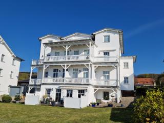 Meerblick-Ferienwohnung - Villa Bertha s Heim - Sassnitz - 3