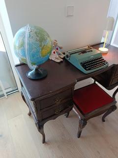 Home2830 - 2