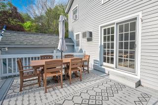 NOCO Village Retreat- Private Pool - 4BR Sleeps 8 - 6