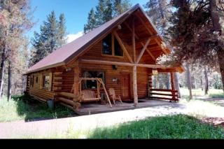 Cozy Rustic Log Cabin with Trails & Wildlife Near Yellowstone, Island Park Idaho - 0