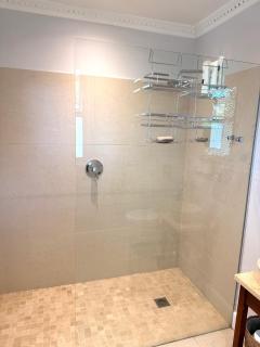 The Oak Suite - 9