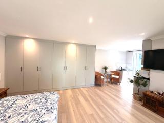 The Oak Suite - 5