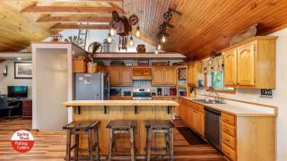 Incredible Wooden Cabin with Fire Pit in Miami, Oklahoma - 8