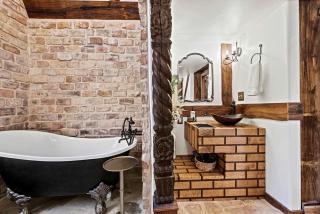Enchanting Fairytale Cottage with Secret Spa Retreat near Fredericksburg, Texas - 7