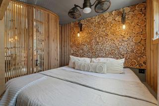 Rustic-Luxe Barn Suite with Hot Tub, EV Charger & Vintage Flair Near Fredericksburg, Texas - 2