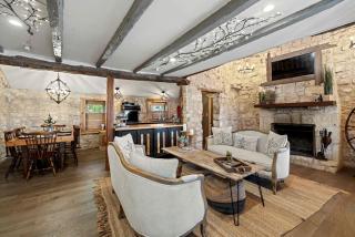 Whimsical Historic Homestead with Arcade & Ridge Views near Downtown Fredericksburg, Texas - 0
