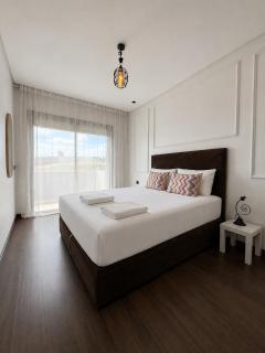 Modern 2BR Duplex in Casablanca Pool & Parking - 7
