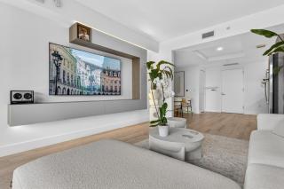 Luxury Hyde Midtown Condo, Pool, Gym & Parking - 3