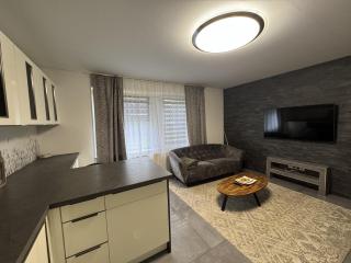Kato Suite 2 - 3